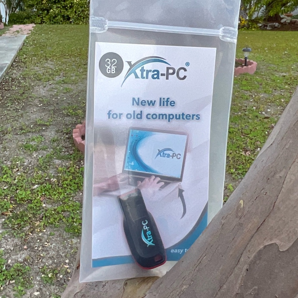 “New” Xtra-PC (32GB) BRING YOUR OLD COMPUTER TO LIFE!  Windows PC Or Mac.
